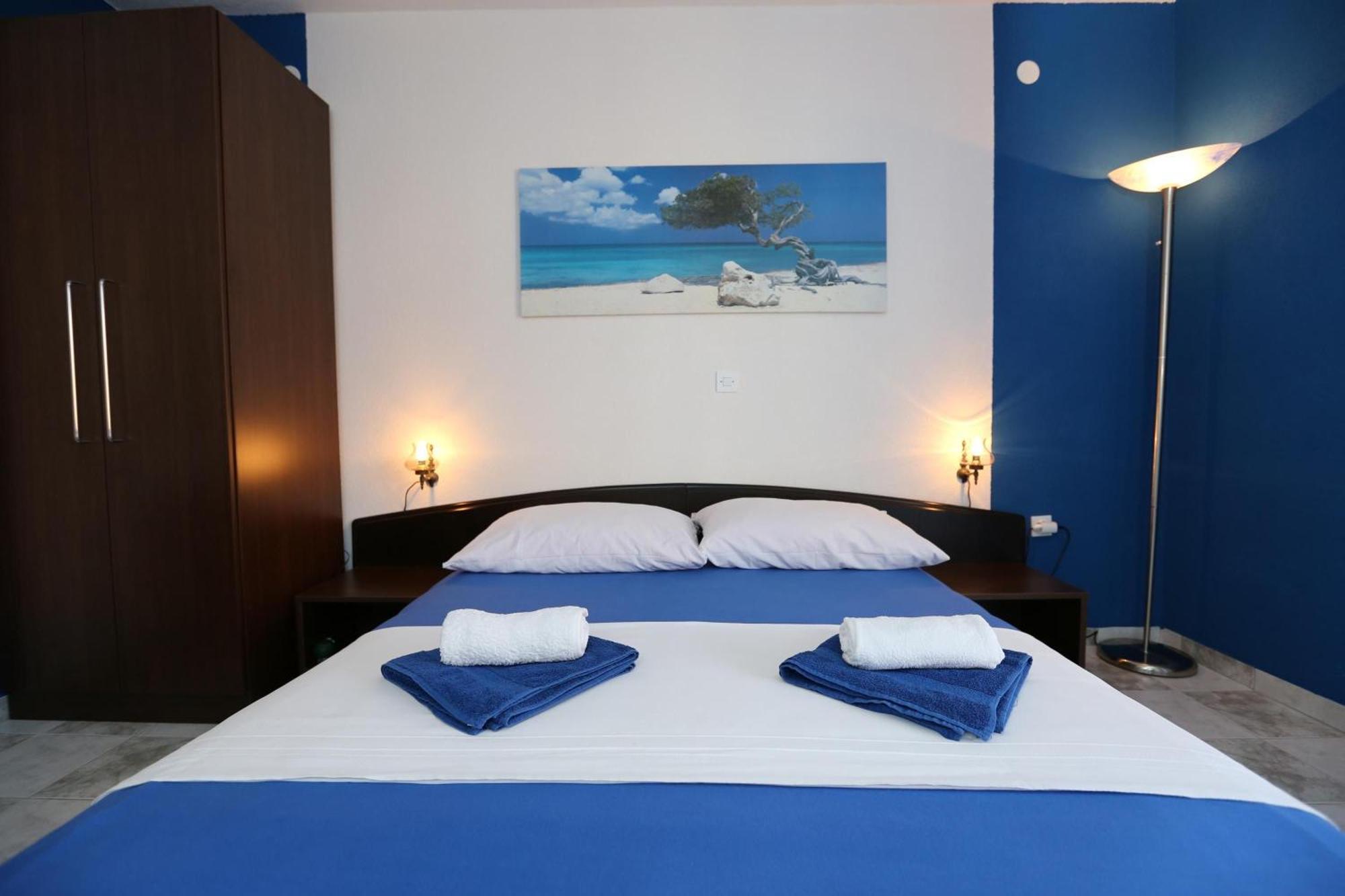 Mediteran, Kleine Mit Balkon Apartamento *